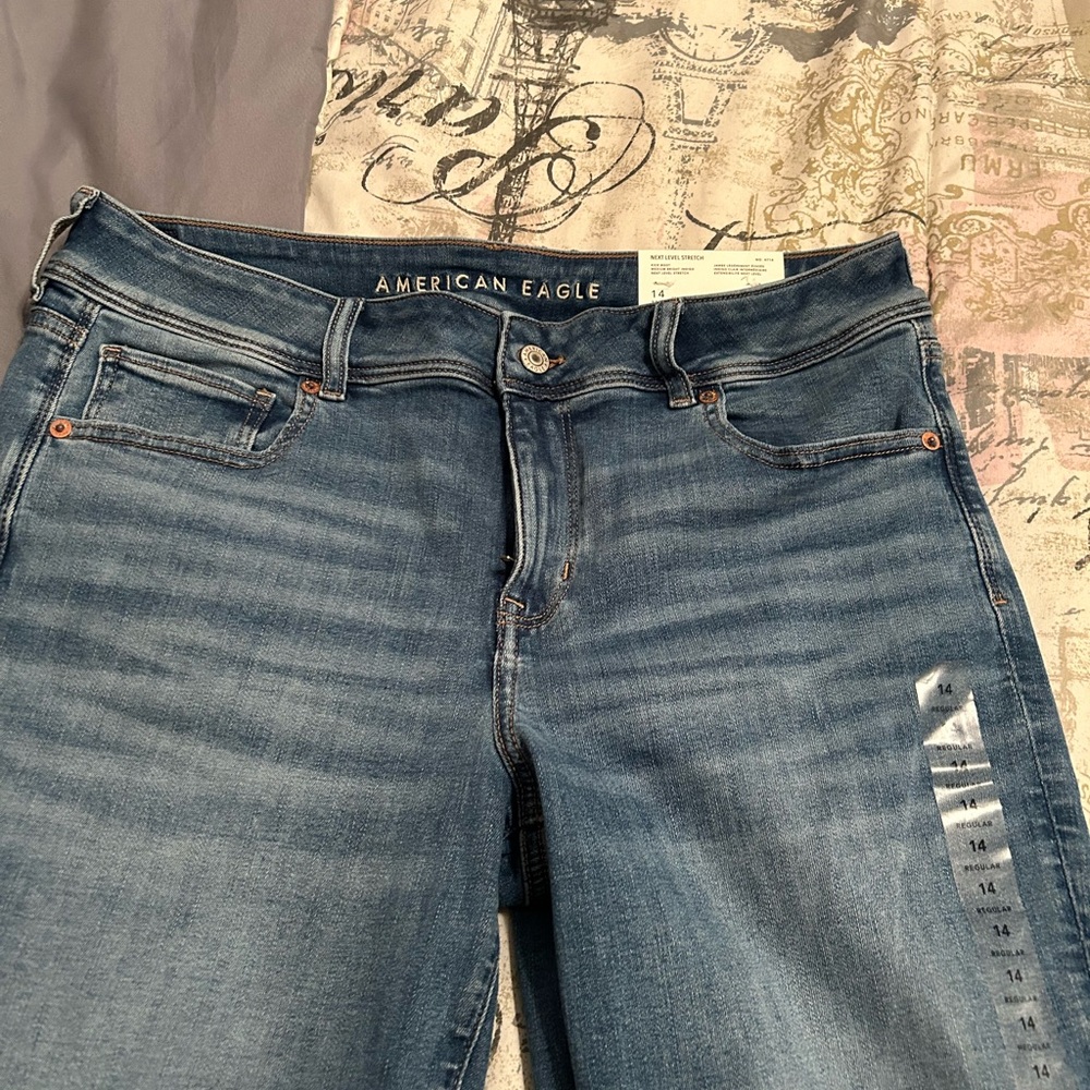 American Eagle Outfitters Blue kick boot with Distressed Look size 14  32 W